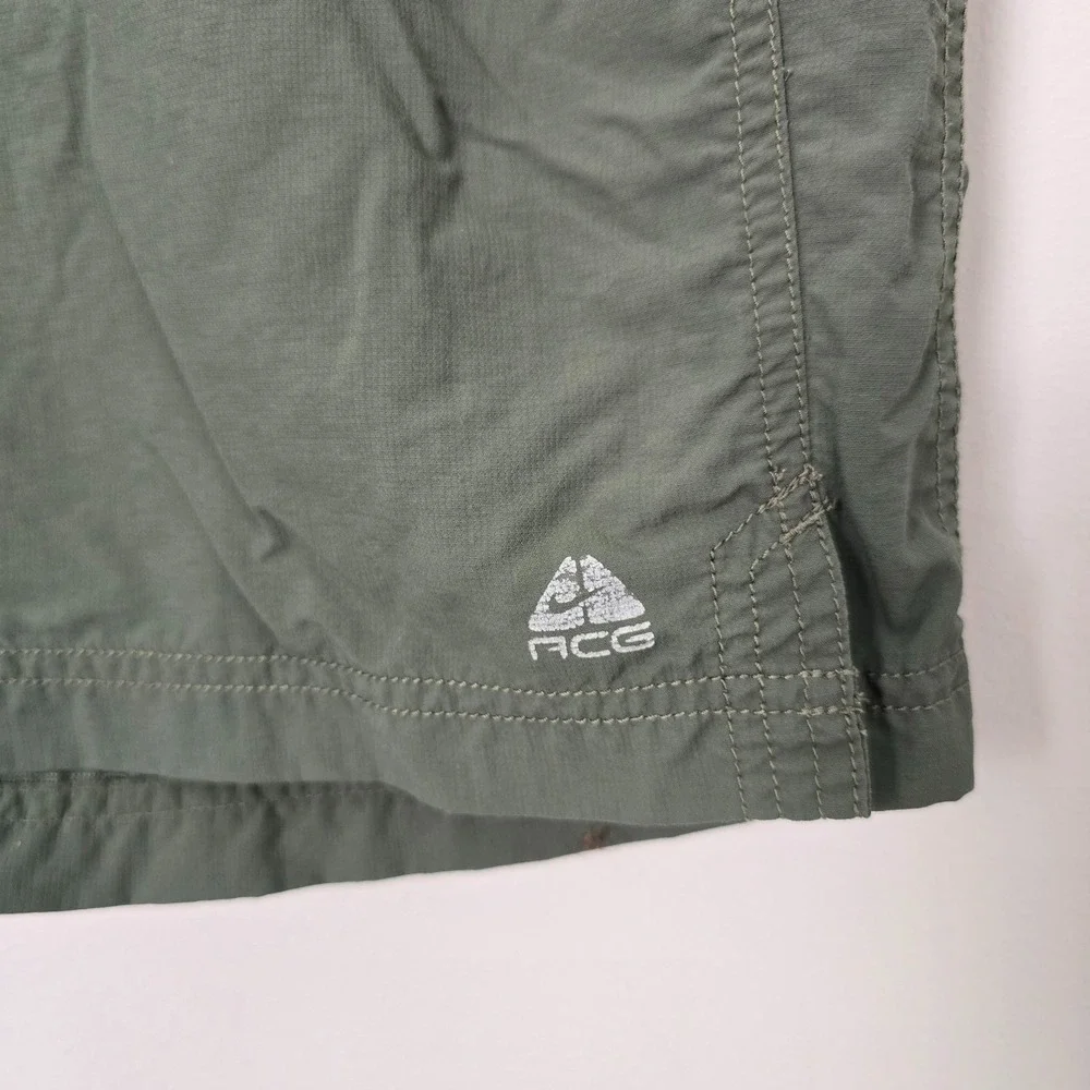 Nike ACG Men Trail Hiking Short 38 Olive Green Streetwear Lightweight Athleisure